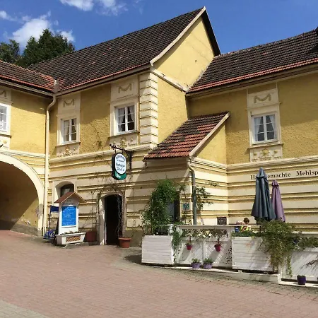 Barbara Residenz / Clematis Lägenhet